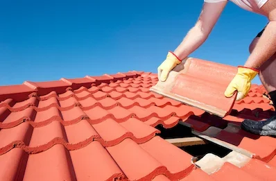 Pose et rénovation de toiture à Menétrux-en-Joux